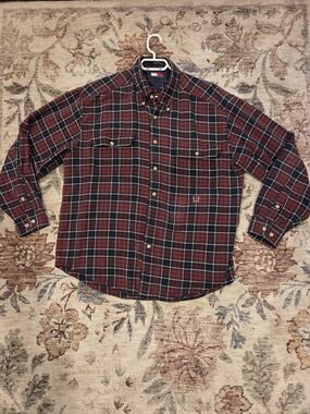 Tommy Hilfiger 90's Men's Burgundy Plaid Button-Down Shirt